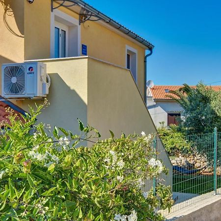 Apartment Tena Veli Losinj Luaran gambar