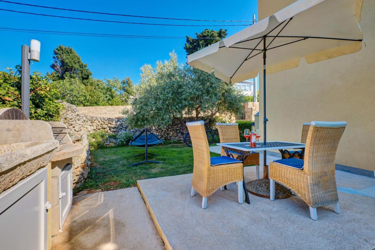 Apartment Tena Veli Losinj Luaran gambar