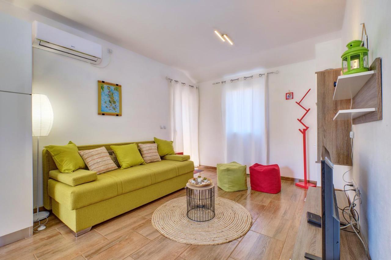 Apartment Tena Veli Losinj Luaran gambar